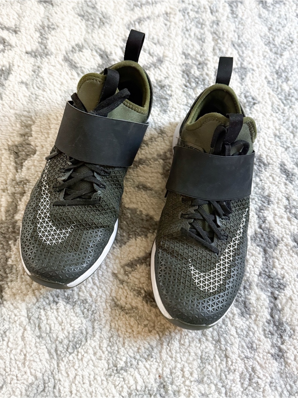 Nike Zoom with strap